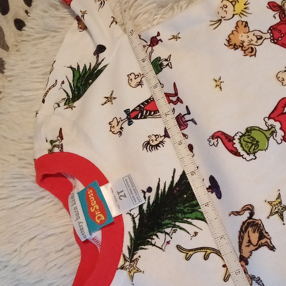 Pottery Barn Kids The Grinch pajama top 2T Christmas - Picture 8 of 9